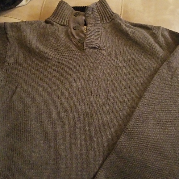 Old Navy Other - Men's Old navy Sweater